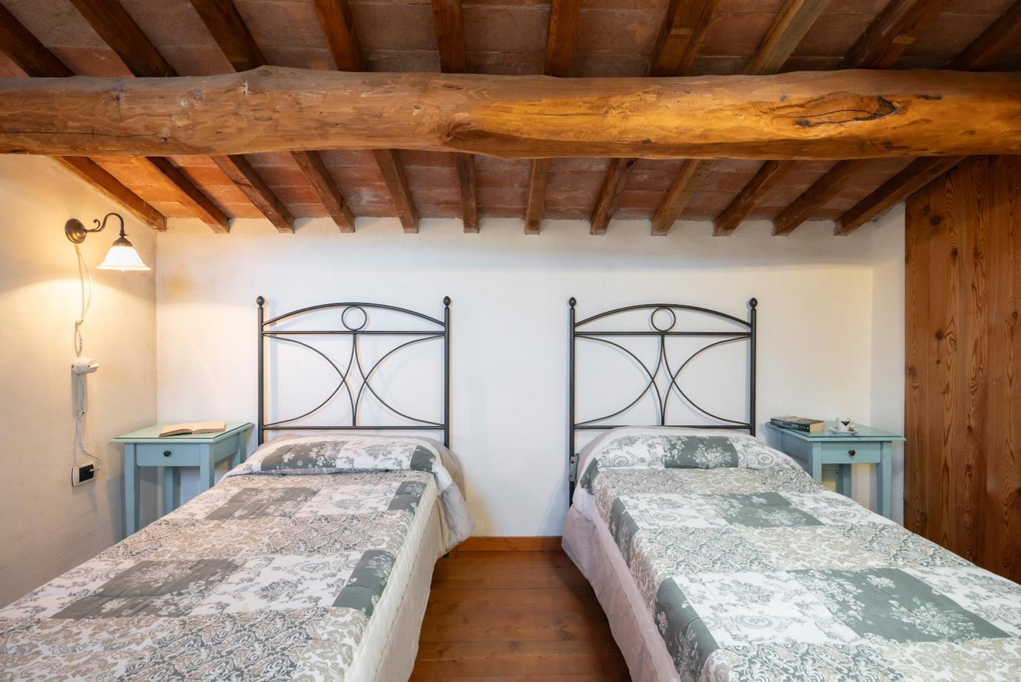 Relais Il Ciliegio Aparthotel Sorano  Buitenkant foto