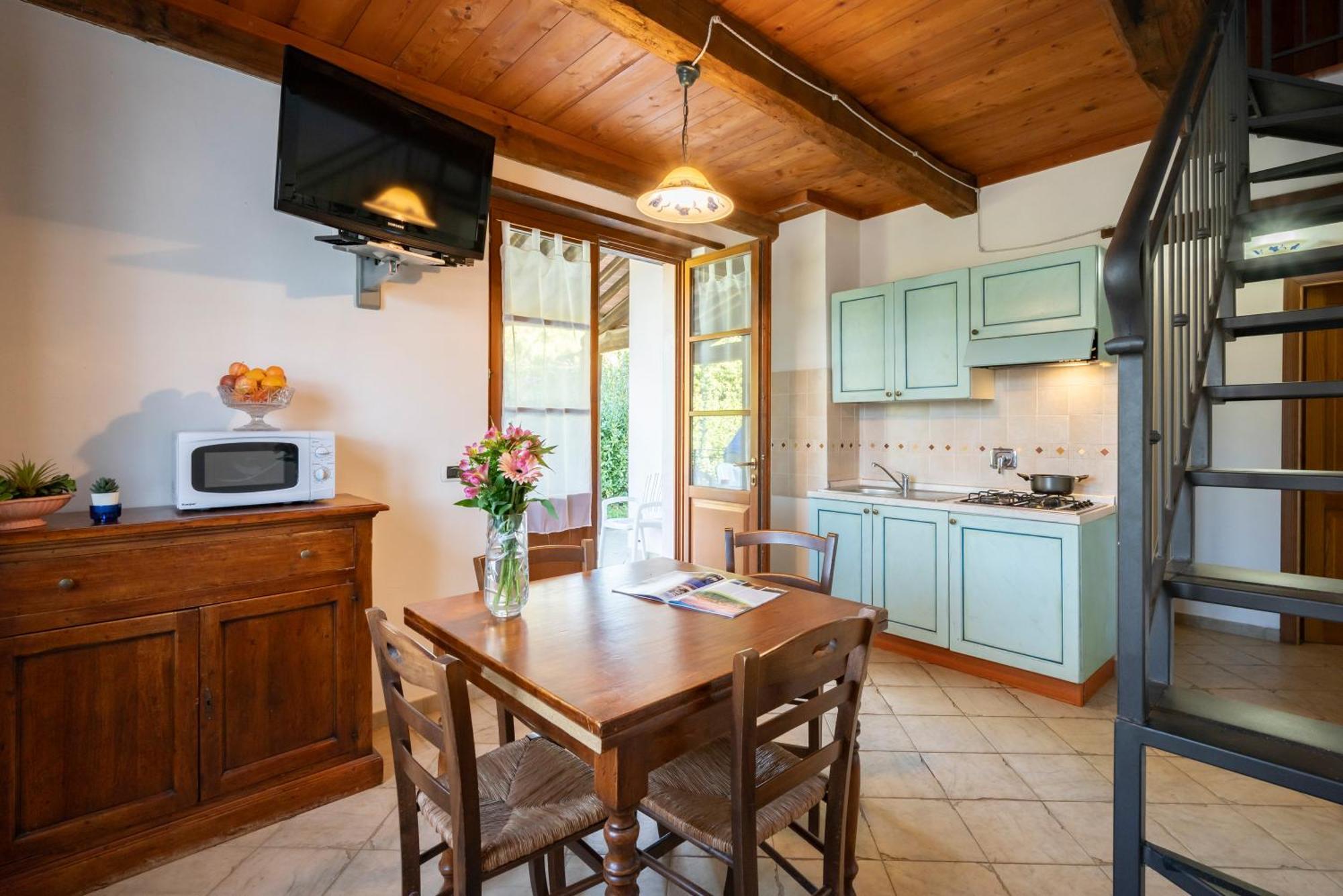 Relais Il Ciliegio Aparthotel Sorano  Buitenkant foto